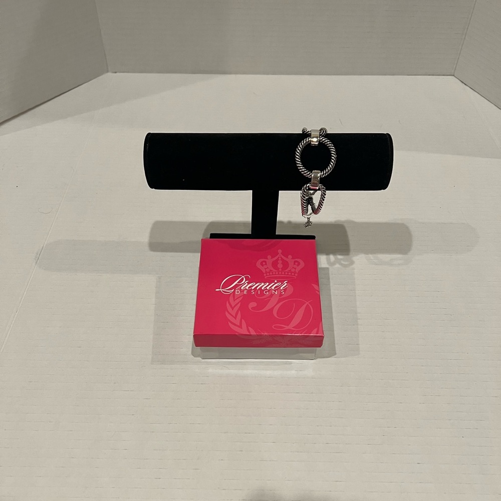 NWT Nantucket Bracelet by Premier Designs Fashion Jewelry in a silver finish.